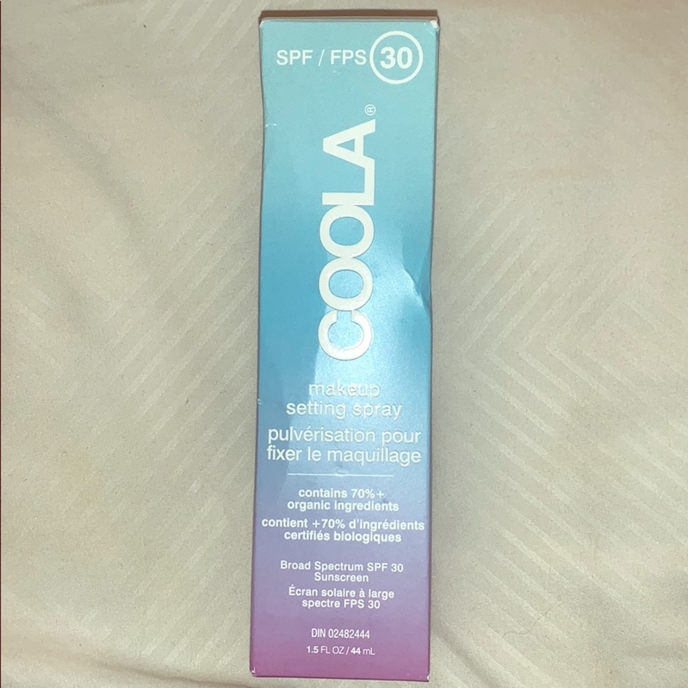 Coola Setting Spray